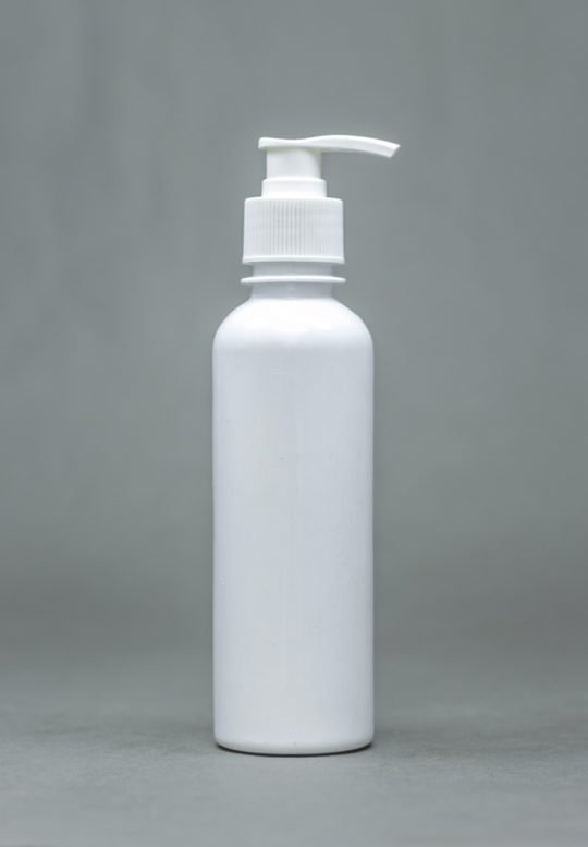 250ml opaque plastic bottle BOLD with pump cap