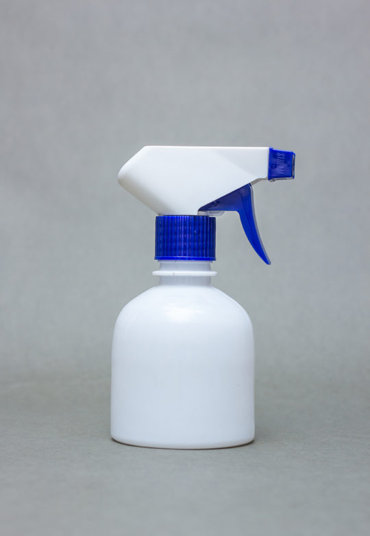 250ml opaque Plastic Bottle JASMIN with Spray Gun