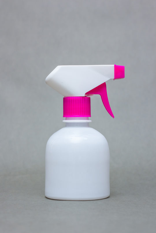 250ml opaque Plastic Bottle JASMIN with Spray Gun